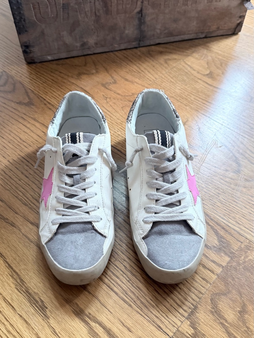 ShuShop White Leather Sneakers with Pink Star Accent